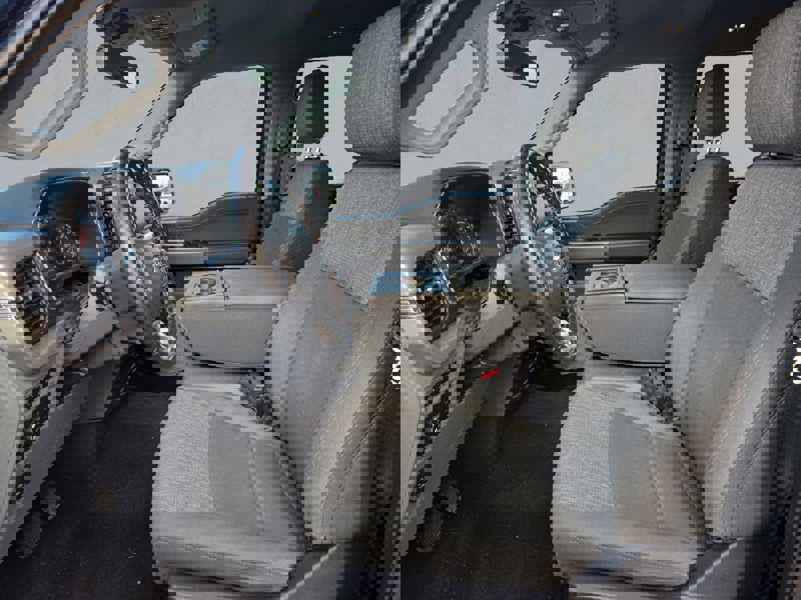 Certified 2022 Ford F150 XLT w/ Equipment Group 302A High image 11