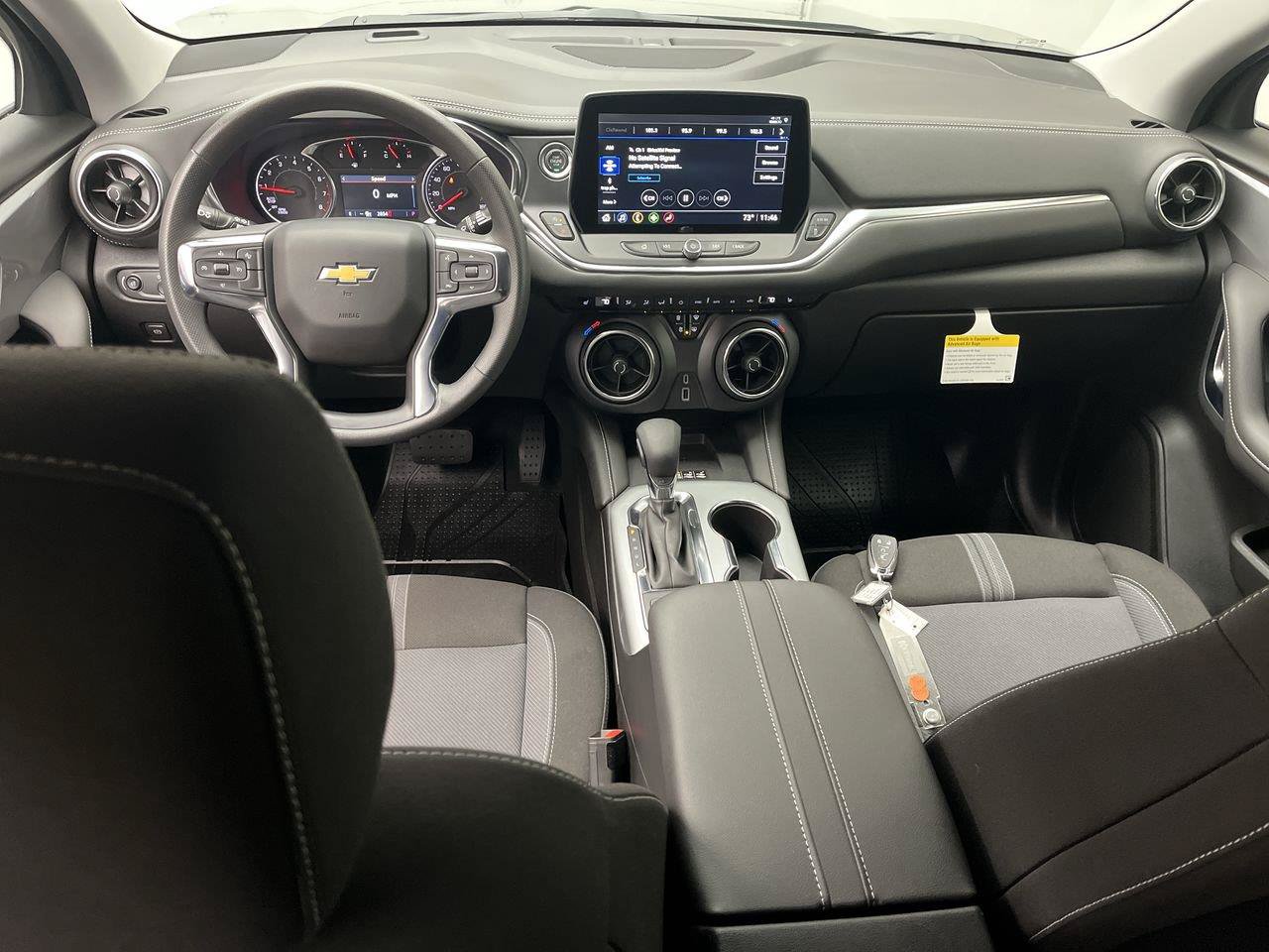 Used 2026 Chevrolet Blazer LT w/ Convenience Package AWD/4WD image 4