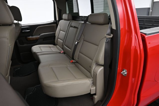 Used 2019 GMC Sierra 2500 SLT w/ Duramax Plus Package AWD/4WD image 28