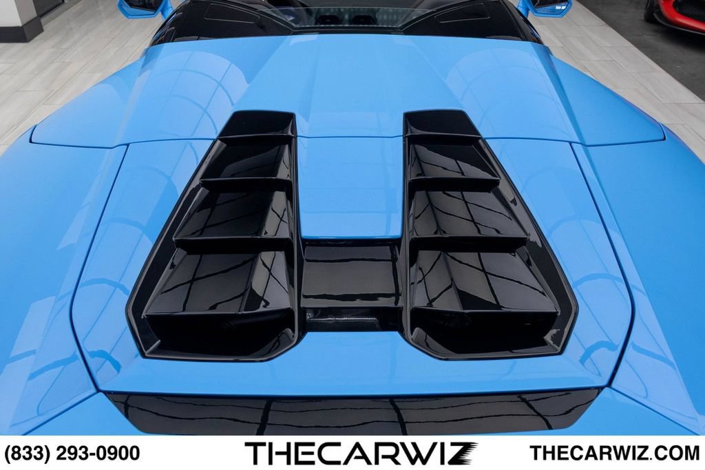 Used 2024 Lamborghini Huracan EVO AWD/4WD image 23