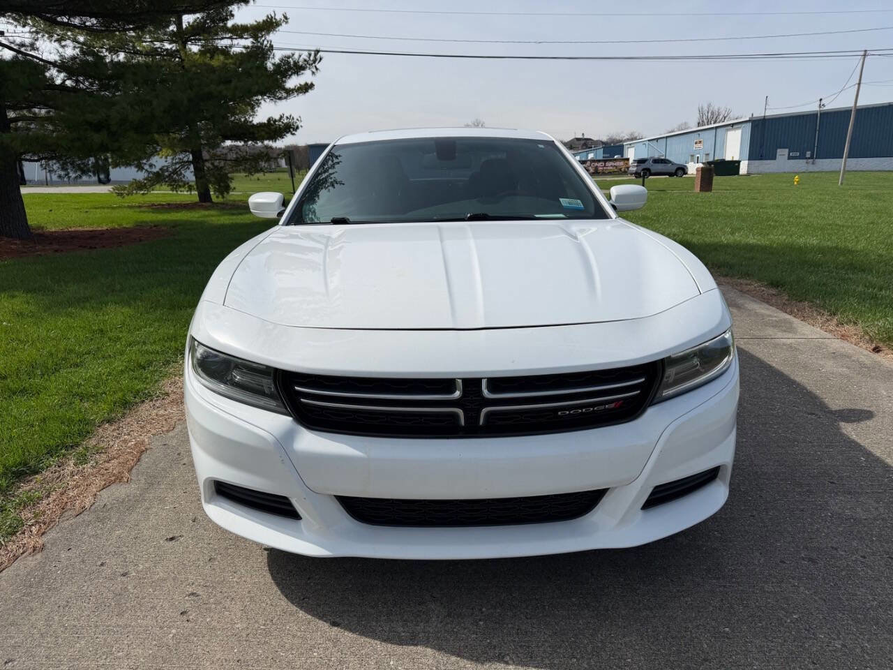 Used 2015 Dodge Charger SE w/ Power Sunroof Group image 2