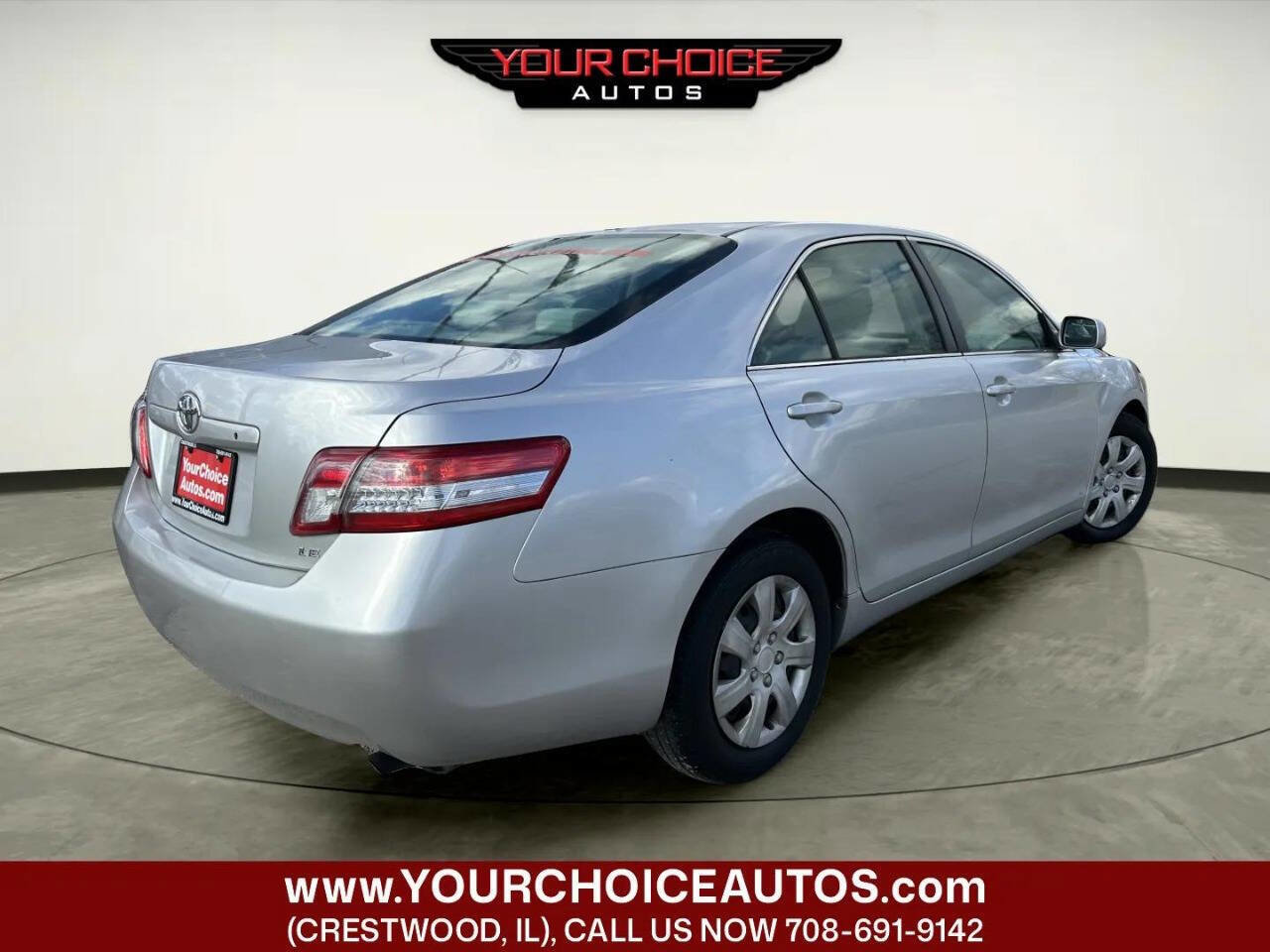 Used 2011 Toyota Camry LE image 5