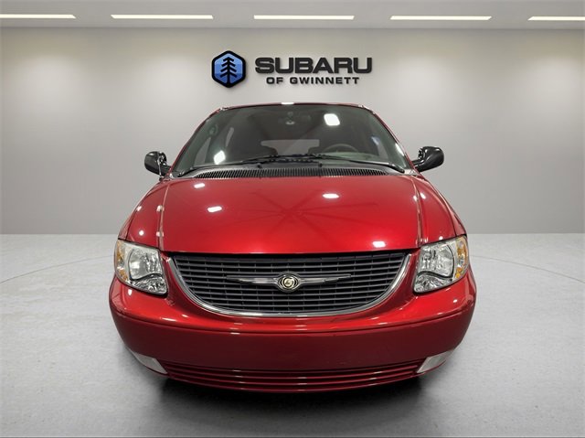 Used 2003 Chrysler Town & Country Limited image 8