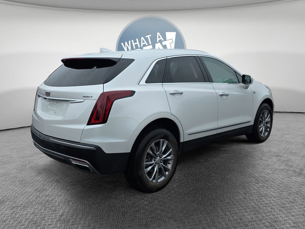 Used 2021 Cadillac XT5 Premium Luxury image 3
