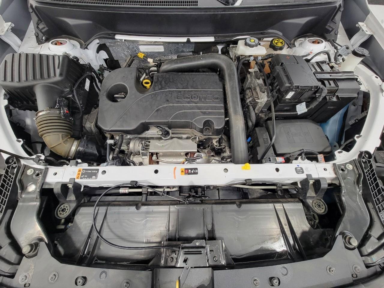 Used 2024 GMC Terrain SLT image 9