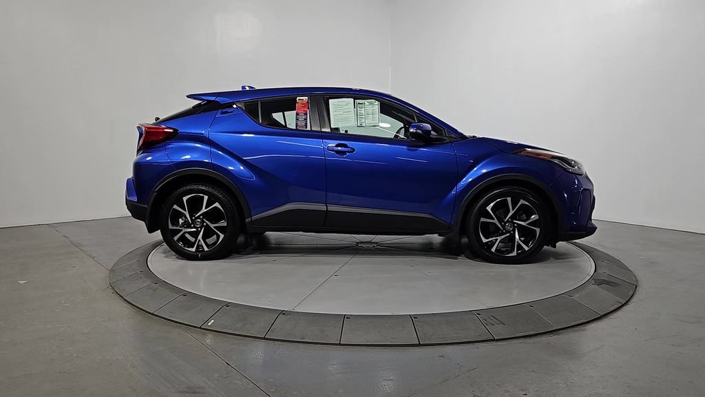 Used 2022 Toyota C-HR XLE FWD image 7