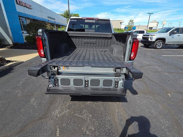 Used 2026 GMC Sierra 1500 SLT w/ SLT Premium Package AWD/4WD image 15