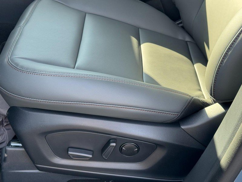 New 2026 Ford Explorer Active w/ Active Comfort Package image 13