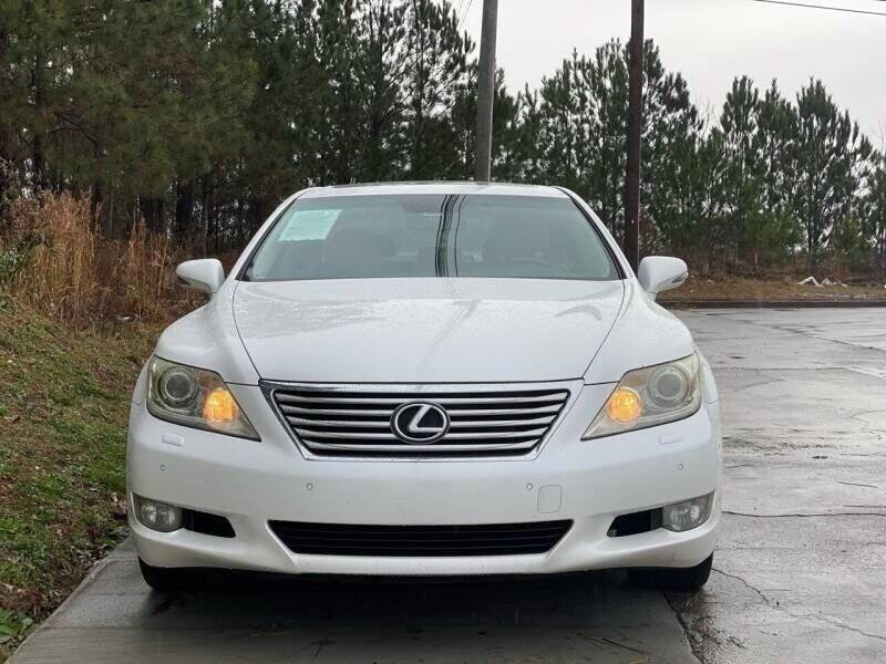 Used 2010 Lexus LS 460 L w/ Luxury Pkg RWD image 4