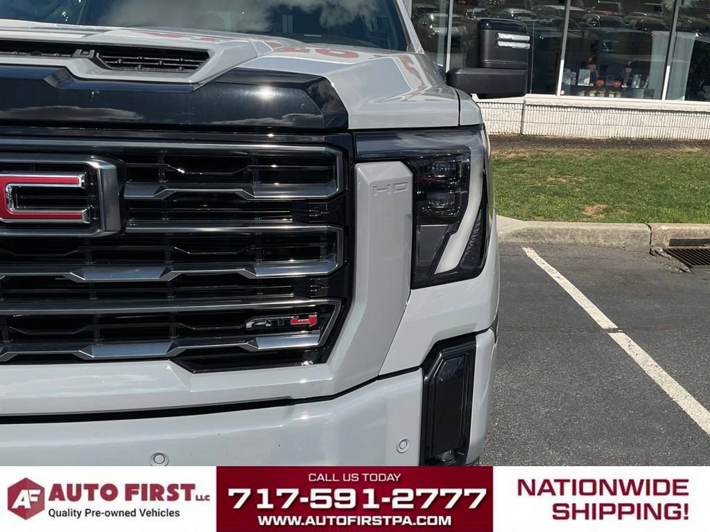 Used 2025 GMC Sierra 2500 AT4 AWD/4WD image 8