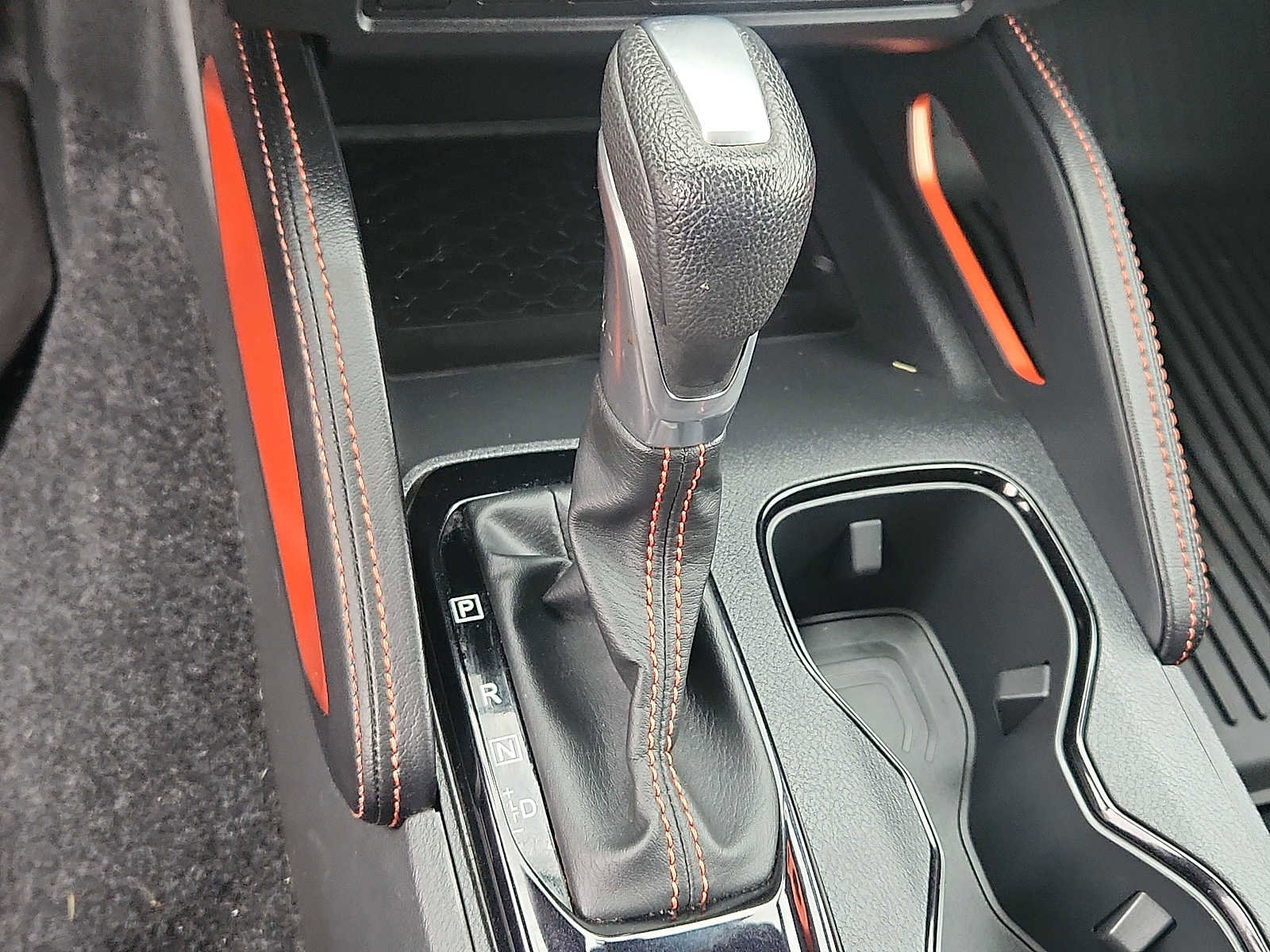 Used 2025 Nissan Frontier PRO-4X image 14