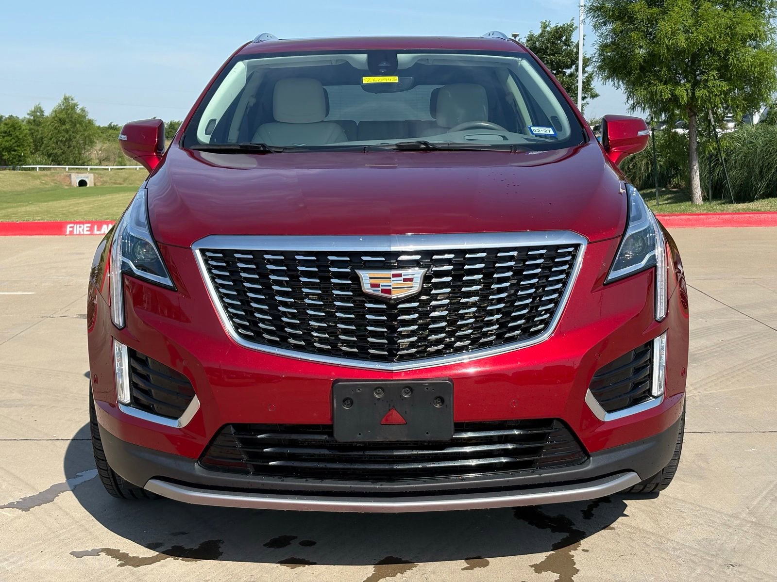 Used 2021 Cadillac XT5 Premium Luxury FWD image 2