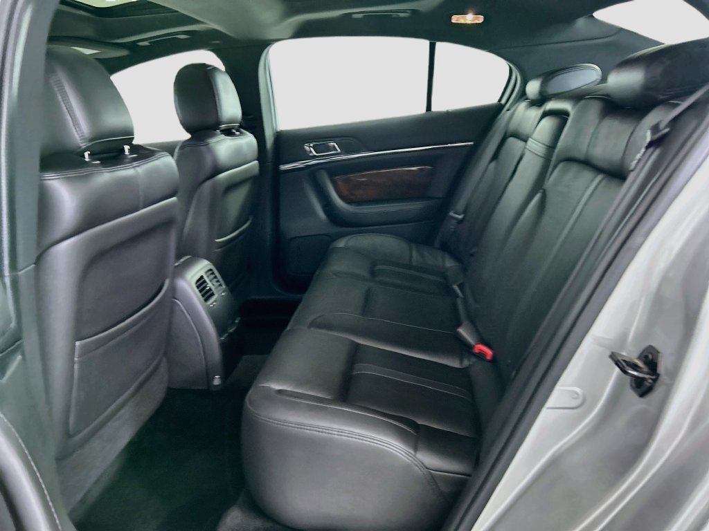 Used 2015 Lincoln MKS AWD w/ Equipment Group 201A image 20