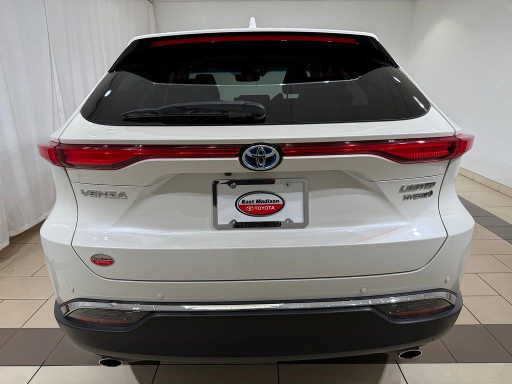 Certified 2021 Toyota Venza Limited w/ Advanced Technology Package AWD/4WD image 7