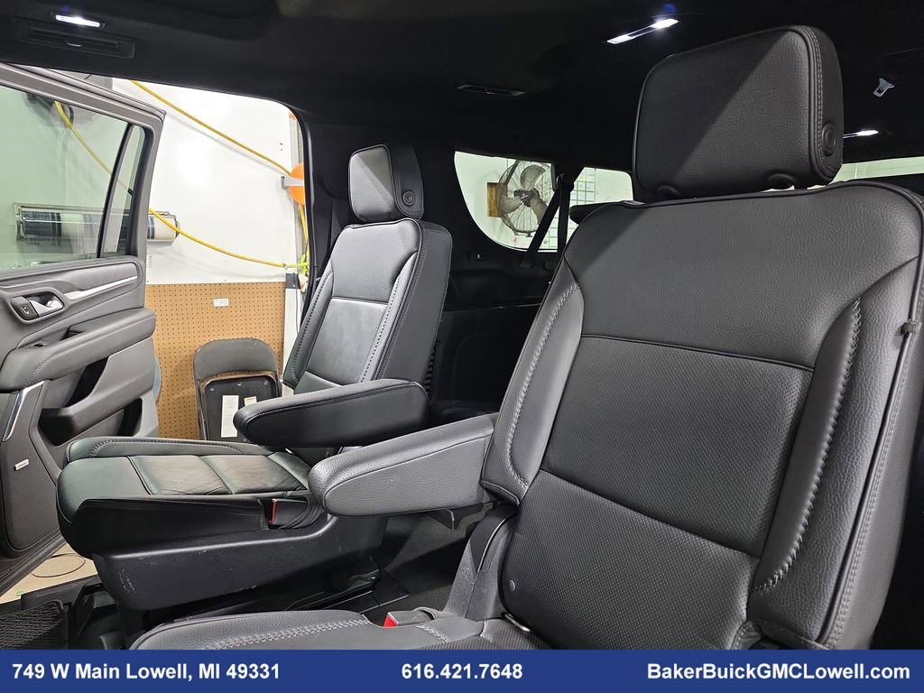 Used 2022 GMC Yukon XL Denali image 16