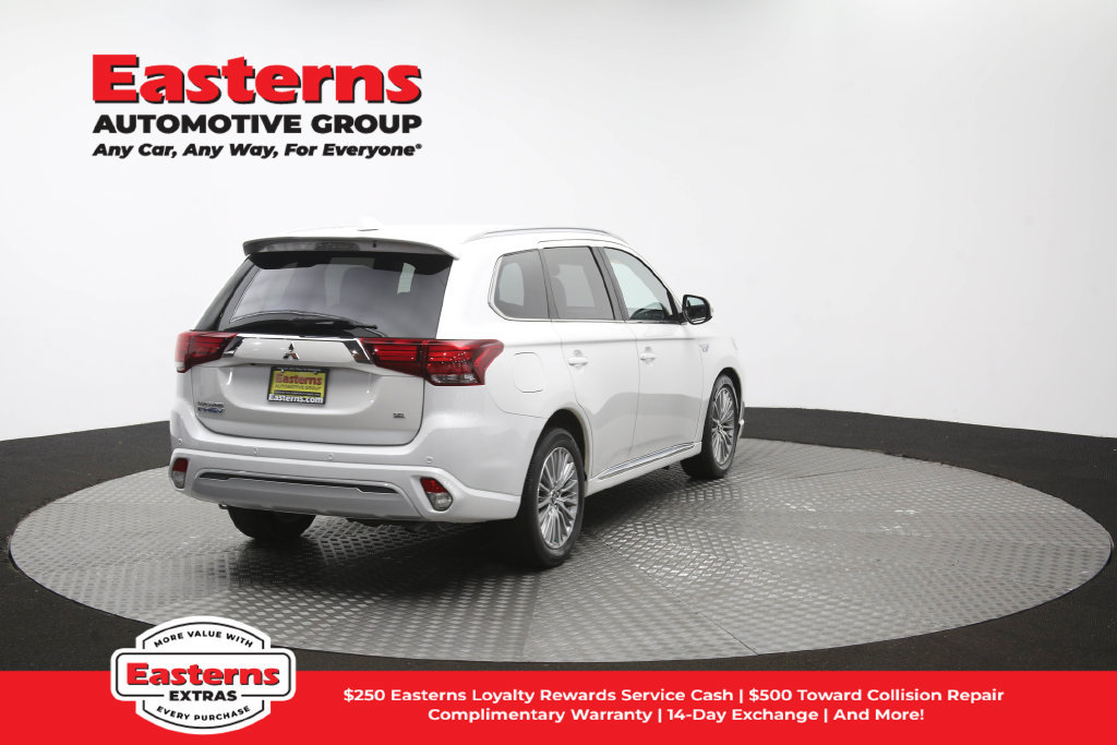 Used 2020 Mitsubishi Outlander SEL AWD/4WD image 40