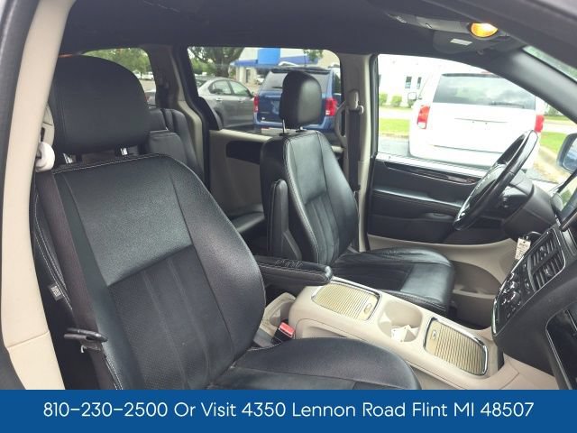 Used 2018 Dodge Grand Caravan SXT FWD image 22