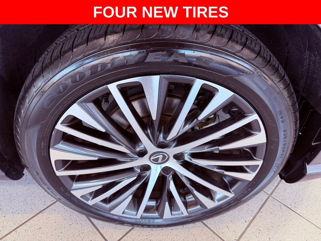 Used 2023 Lexus RX 350 Premium Plus w/ Cold Area Package FWD image 4