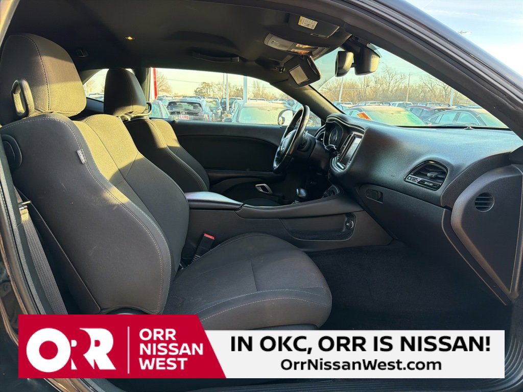 Used 2016 Dodge Challenger R/T image 15