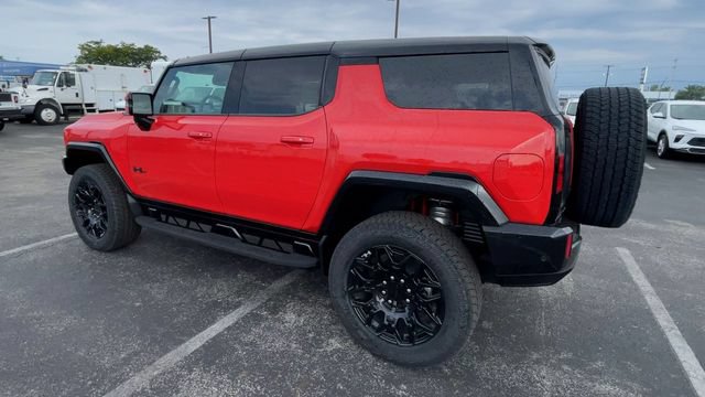 New 2025 GMC Hummer EV 2X w/ LPO, Cargo Utility Package AWD/4WD image 8