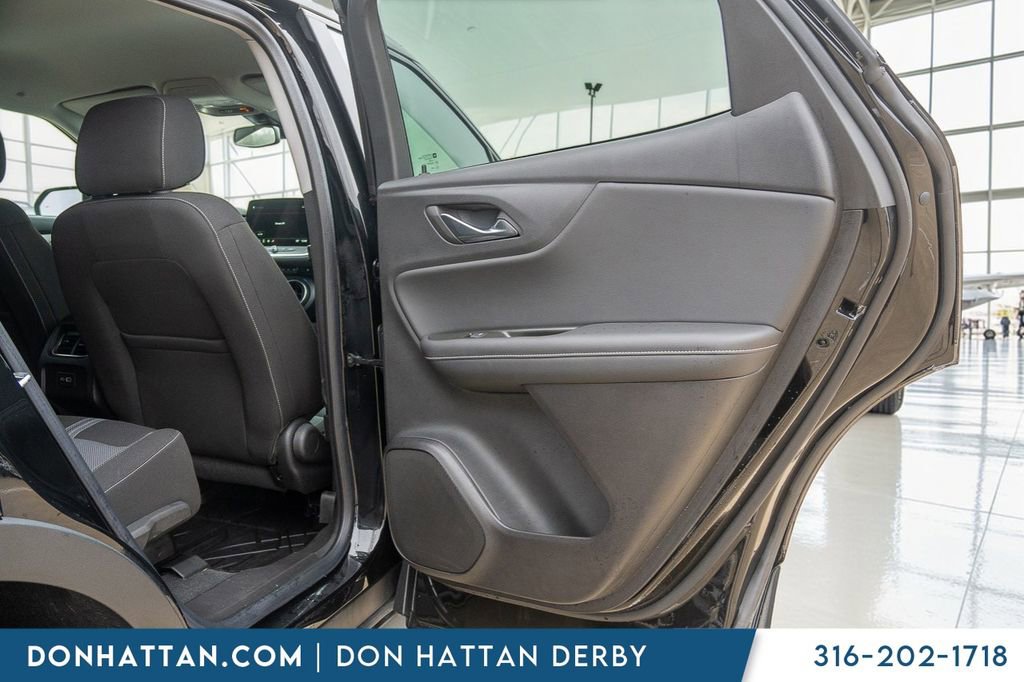 Used 2024 Chevrolet Blazer LT w/ Convenience Package FWD image 22