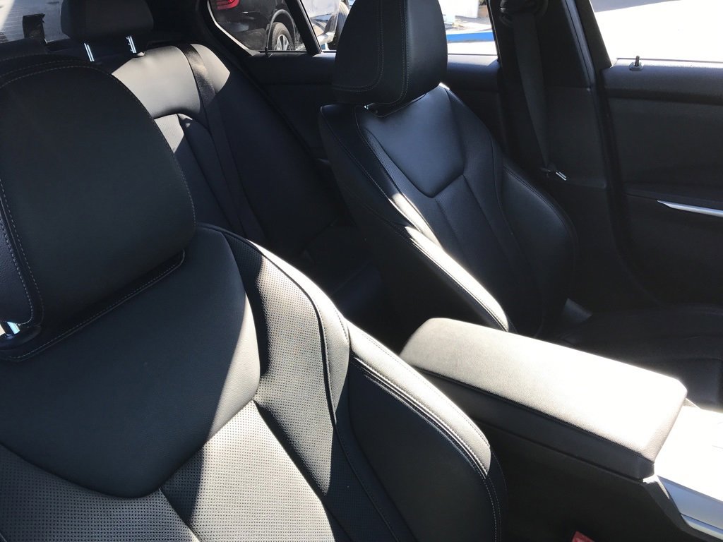 Used 2022 BMW 330e xDrive w/ Driving Assistance Package image 7