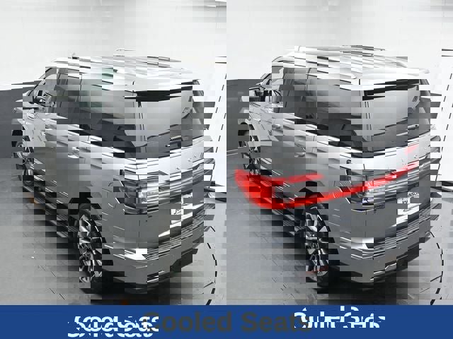 Used 2021 Lincoln Navigator Reserve AWD/4WD image 24