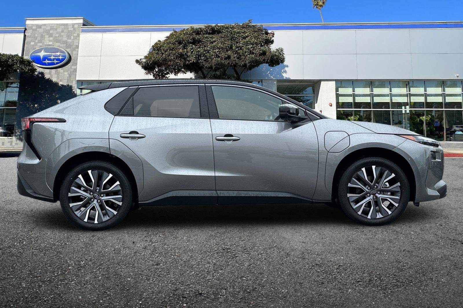 New 2026 Subaru Solterra Touring image 3