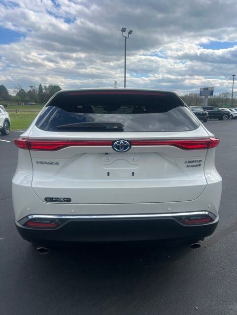 Used 2021 Toyota Venza Limited w/ Advanced Technology Package AWD/4WD image 6