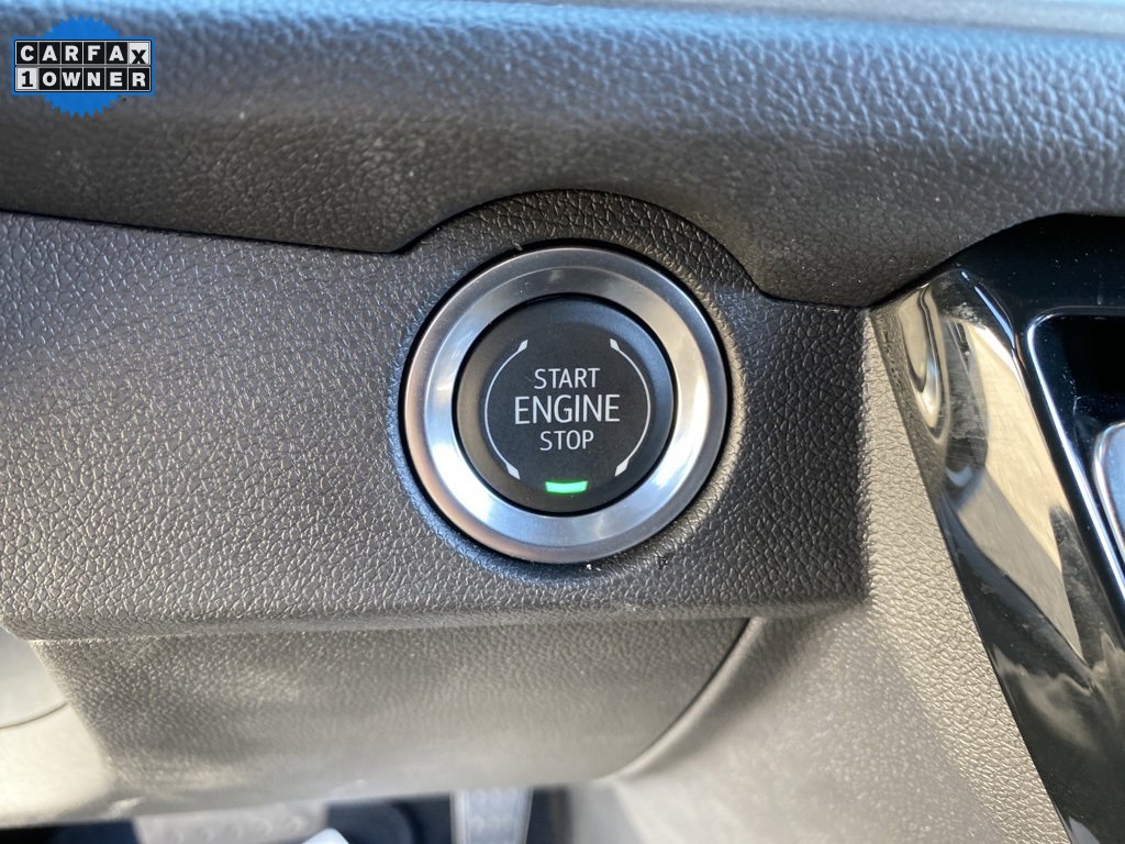 Used 2025 Chevrolet Traverse LT image 34