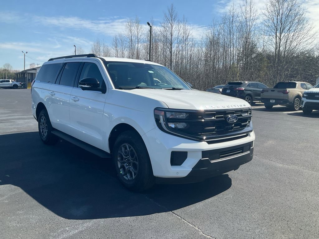 New 2026 Ford Expedition Max Active image 3