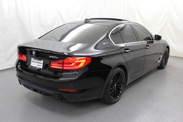 Used 2018 BMW 530e xDrive AWD/4WD image 14