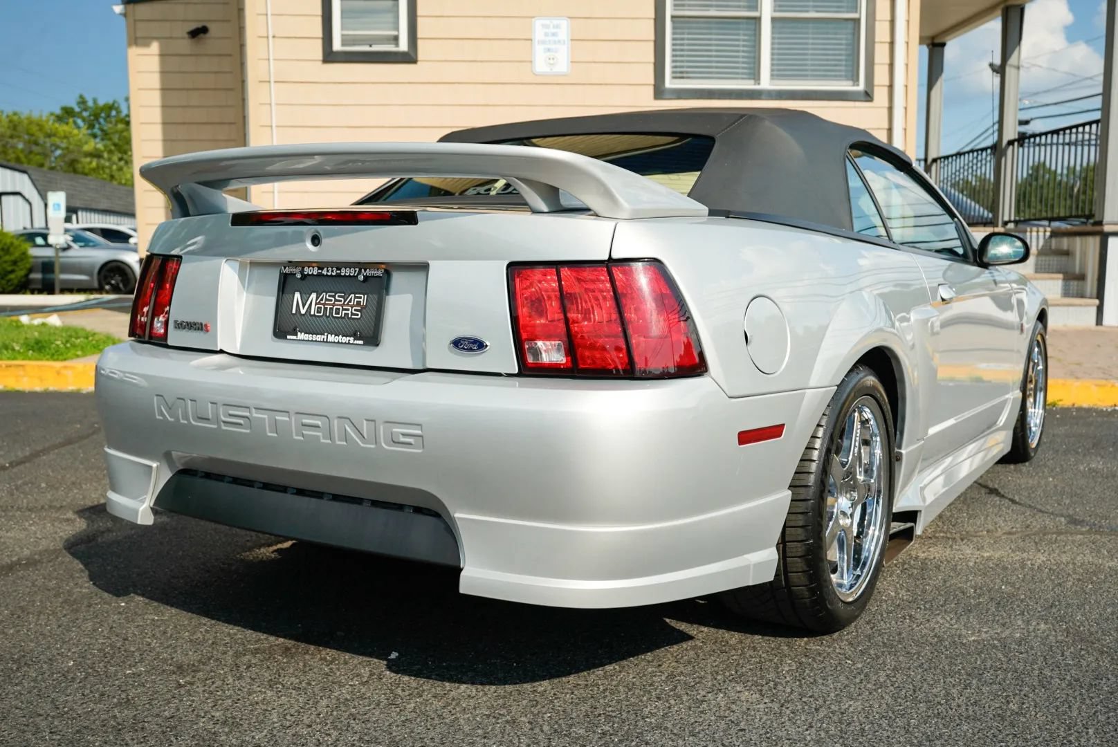 Used 2002 Ford Mustang GT RWD image 14