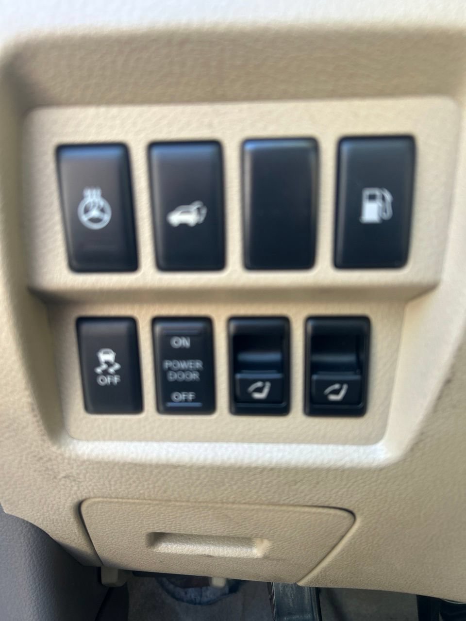 Used 2012 Nissan Murano LE w/ Platinum Pkg AWD/4WD image 18