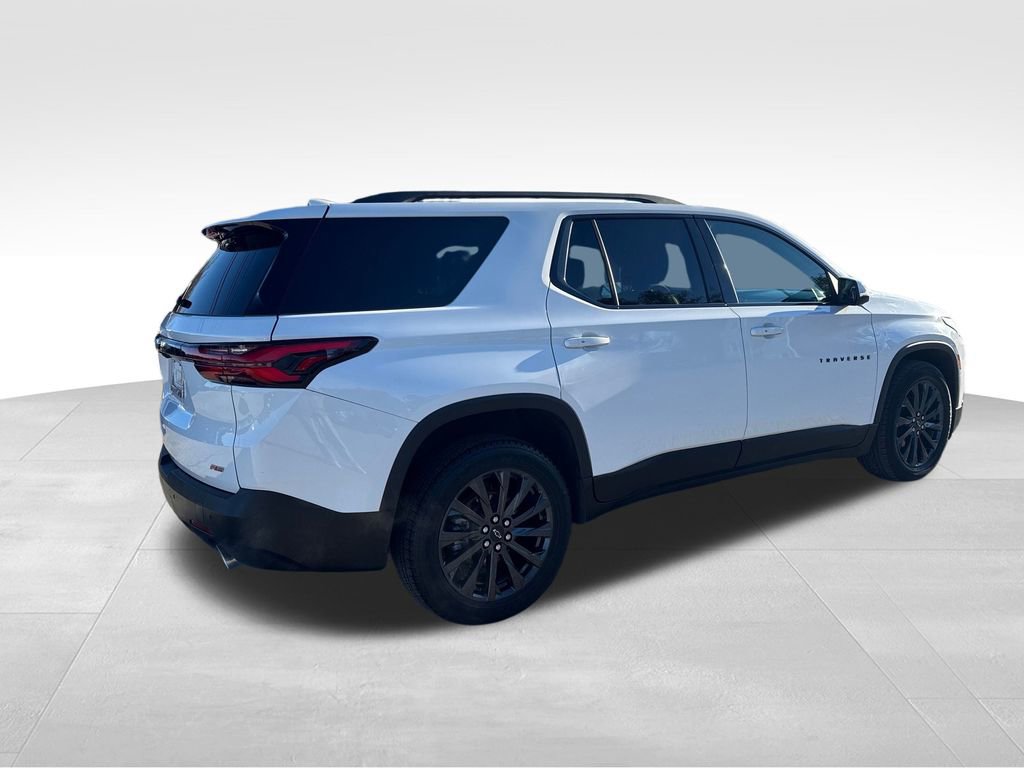 Used 2022 Chevrolet Traverse RS image 6