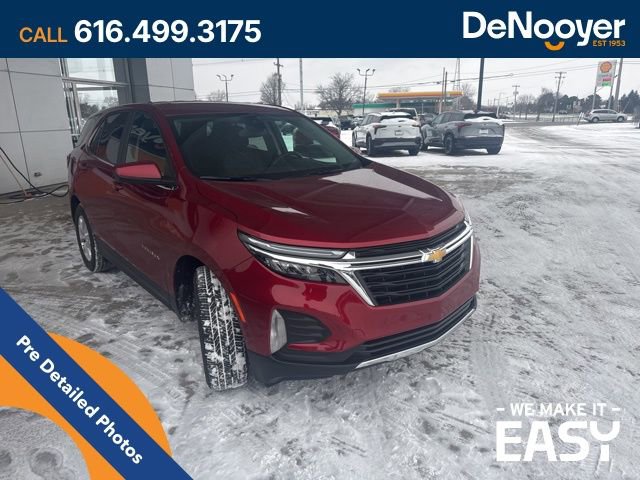 Used 2024 Chevrolet Equinox LT image 3