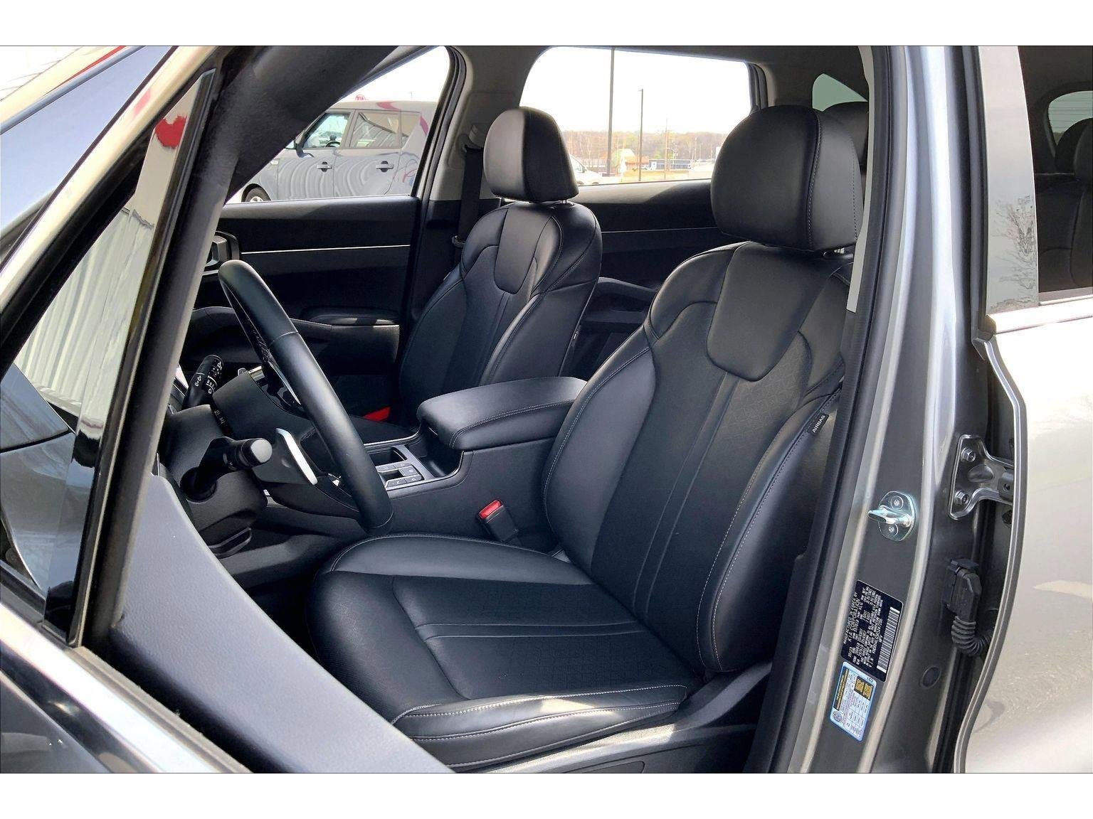 Used 2024 Kia Sorento EX w/ Panoramic Sunroof Package image 21