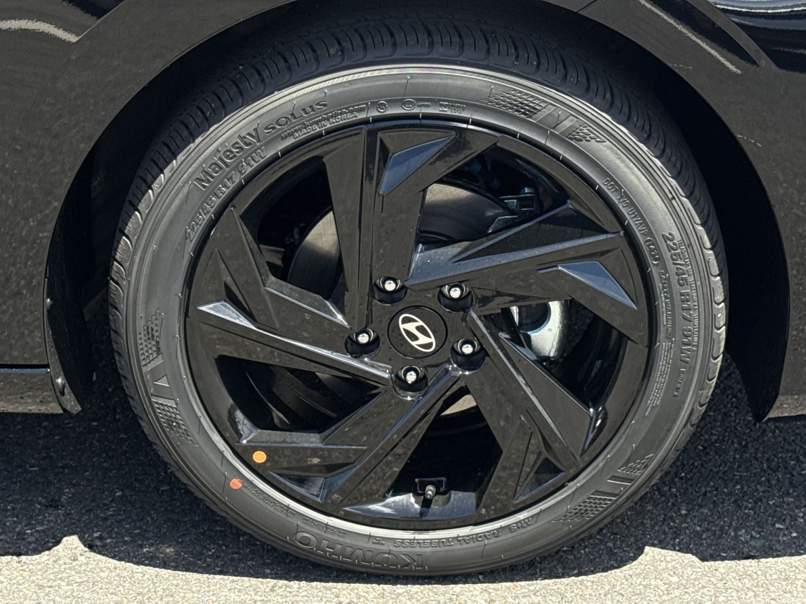 New 2026 Hyundai Elantra Sport FWD image 12