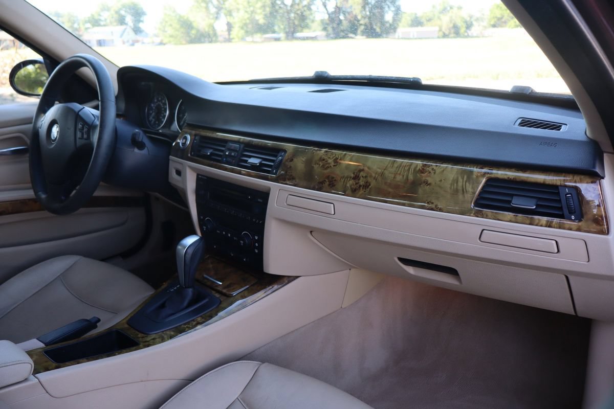 Used 2006 BMW 325xi Sedan AWD/4WD image 17