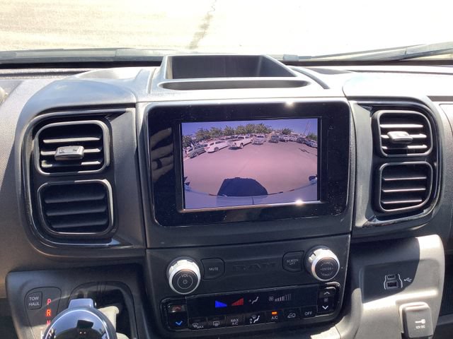 Used 2025 RAM ProMaster 2500 w/ Convenience Group FWD image 17