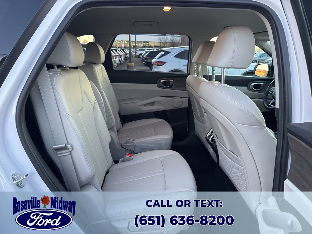 Used 2023 Kia Sorento EX image 37