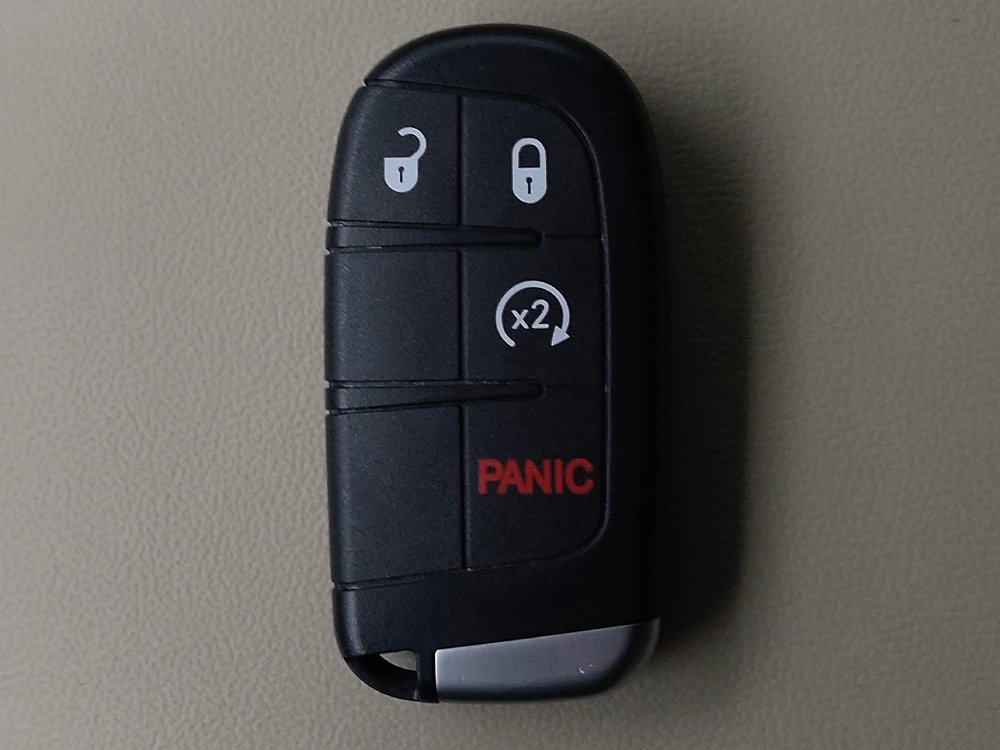 Used 2019 Dodge Journey SE FWD image 32