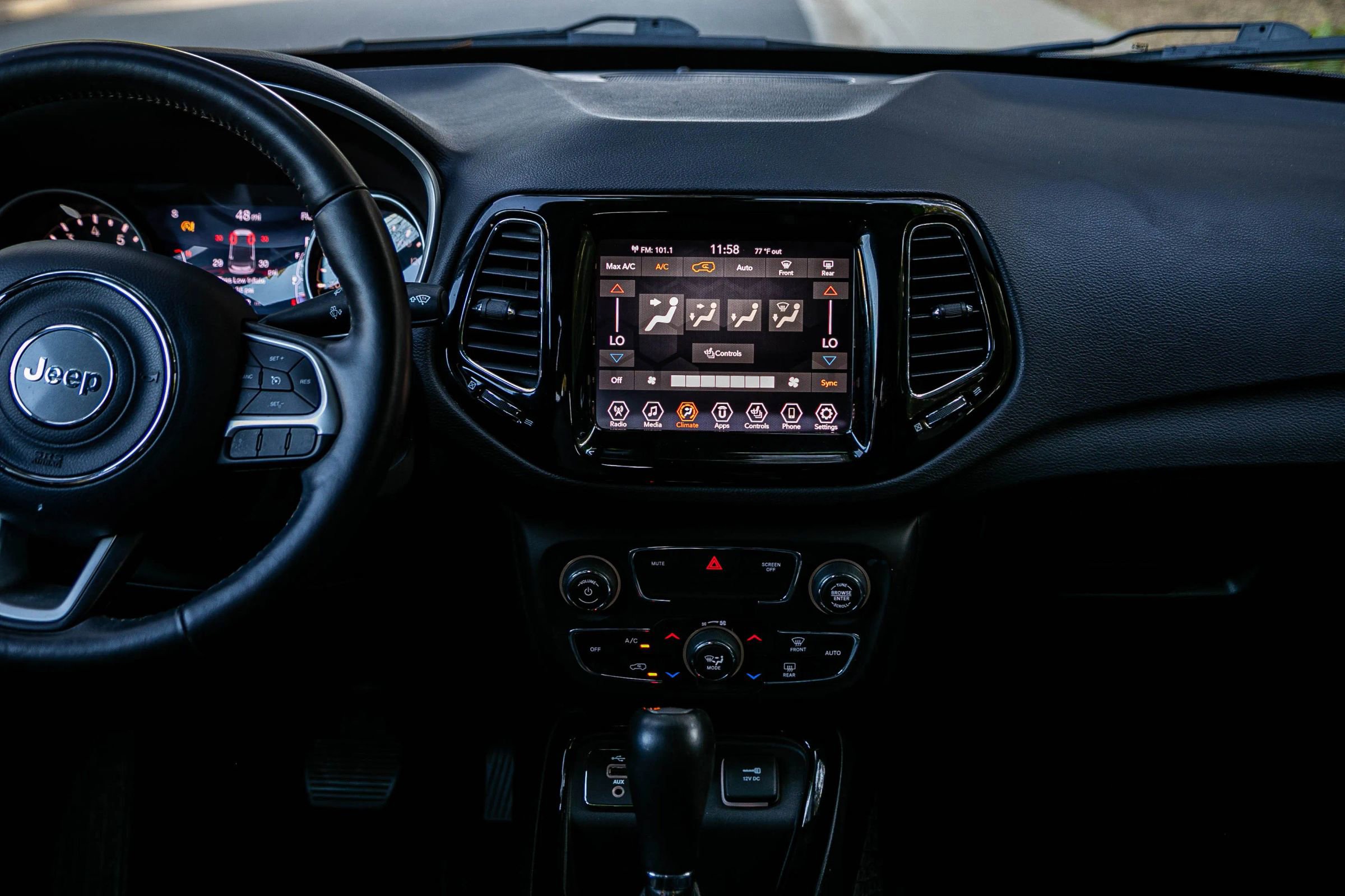 Used 2019 Jeep Compass Limited image 22