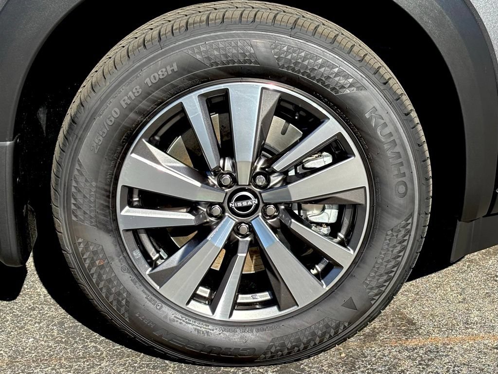 New 2025 Nissan Pathfinder SL FWD image 27