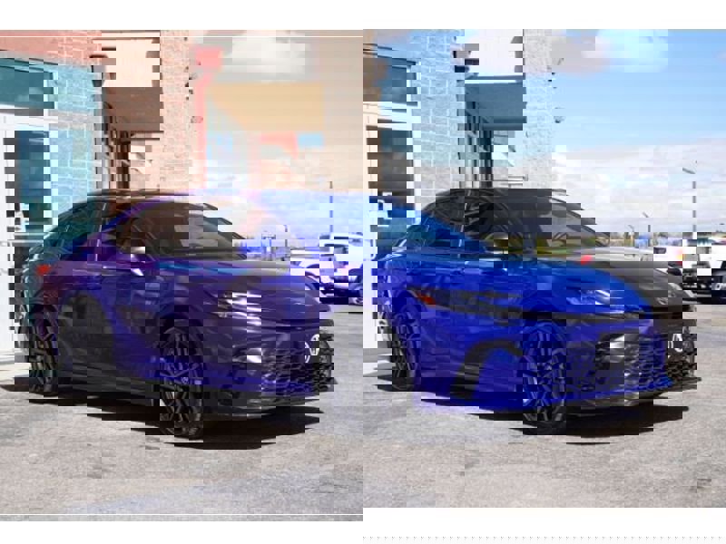 Used 2025 Toyota Camry XSE image 3