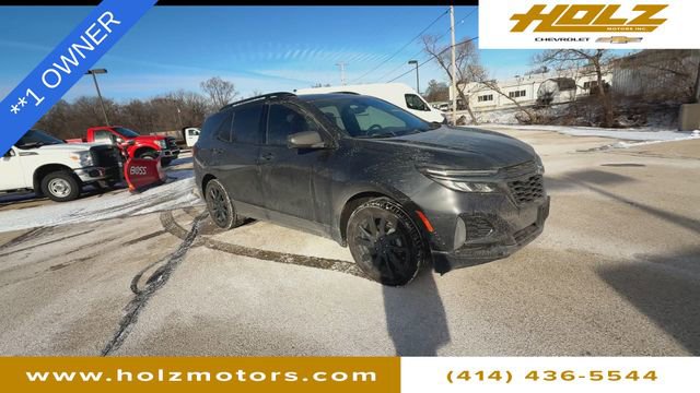 Used 2023 Chevrolet Equinox RS image 2