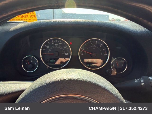Used 2018 Jeep Wrangler Unlimited Sahara w/ Connectivity Group AWD/4WD image 14