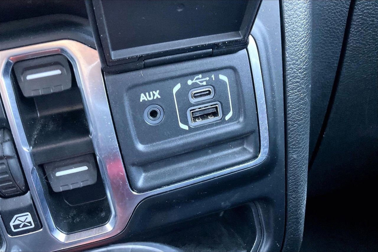 Certified 2022 Jeep Wrangler Unlimited Rubicon w/ LED Lighting Group image 18