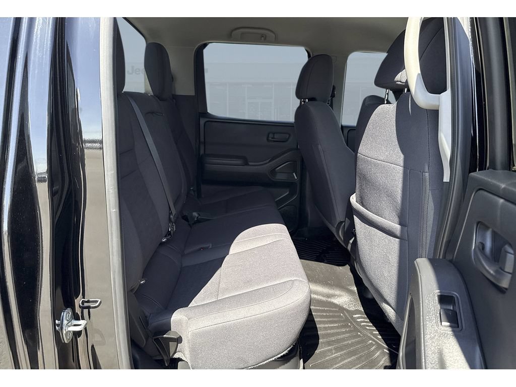 Used 2022 Nissan Frontier S w/ Technology Package RWD image 21