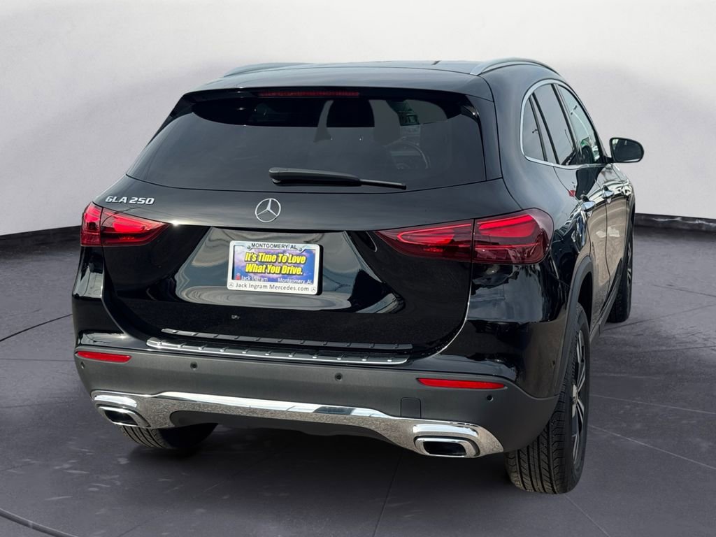 Certified 2025 Mercedes-Benz GLA 250 image 5